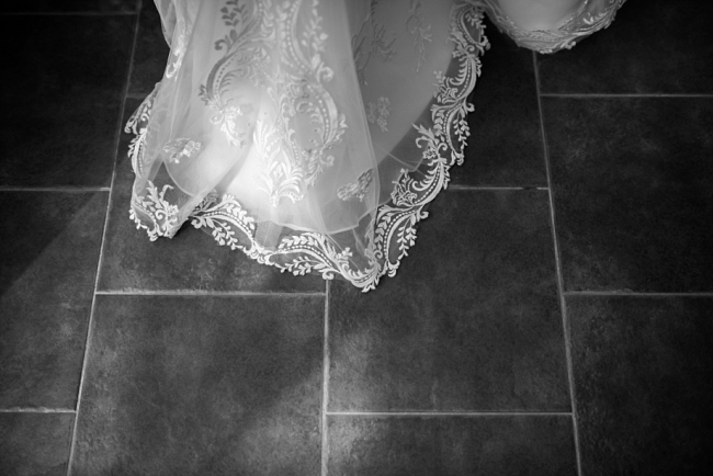 lace wedding dress train