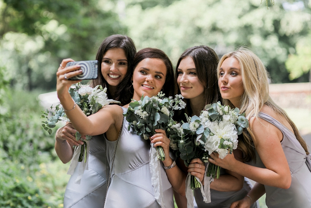 bridesmaid selfie