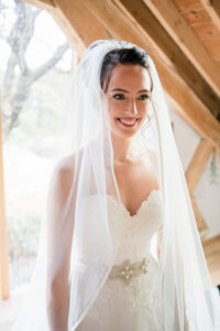 bride with veil