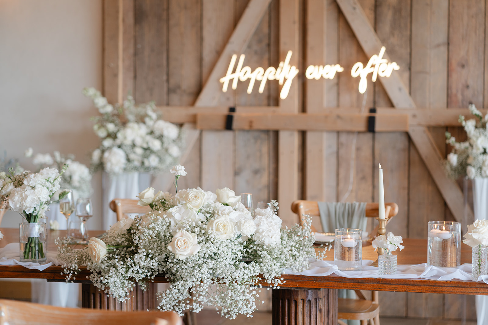 wedding flowers at hobbit hill